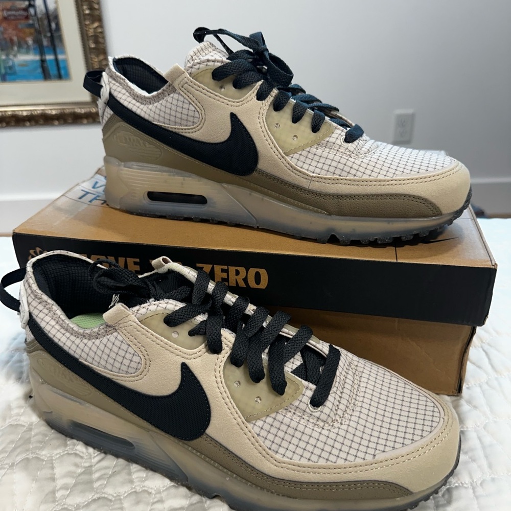 Sold out!!  Nike Air Max Terrascape 90 Men's Sneakers Size 10